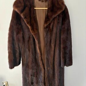 Elegant Brown Fur Coat